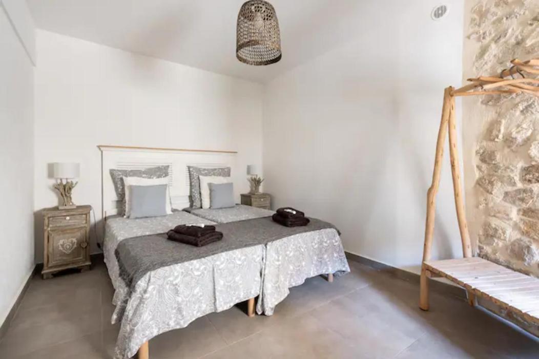 La Tour 1 Appartement au coeur du centre ville LʼIsle-sur-la-Sorgue Extérieur photo